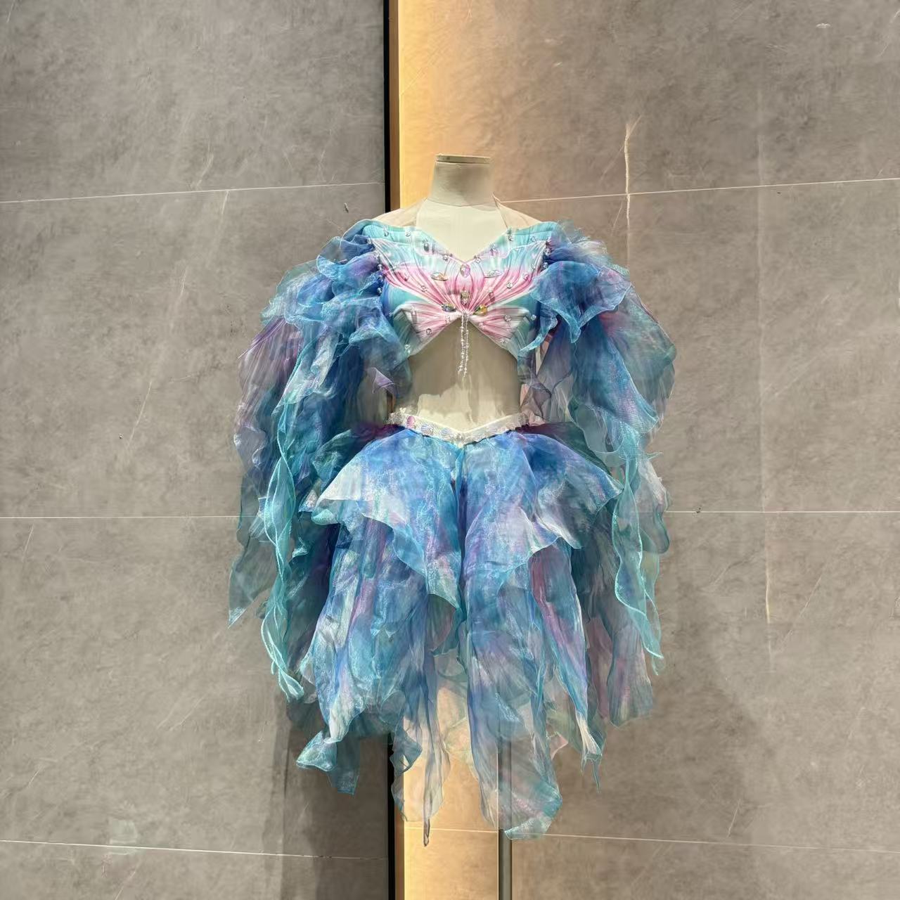 Mermaid Water Dance Skirt Prin - đánh giá và giá Aquarium & Marine Science Center